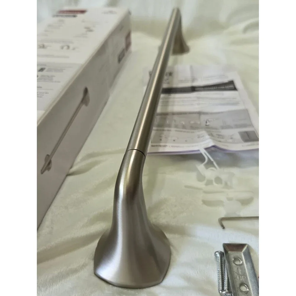 Pfister Ladera Brushed Nickel 18